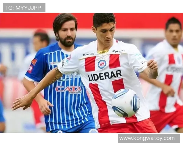 戈多伊克与纽维尔老的激烈对决揭示了足球战术的魅力与挑战